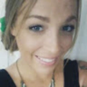 Meet your Posher, Kacie